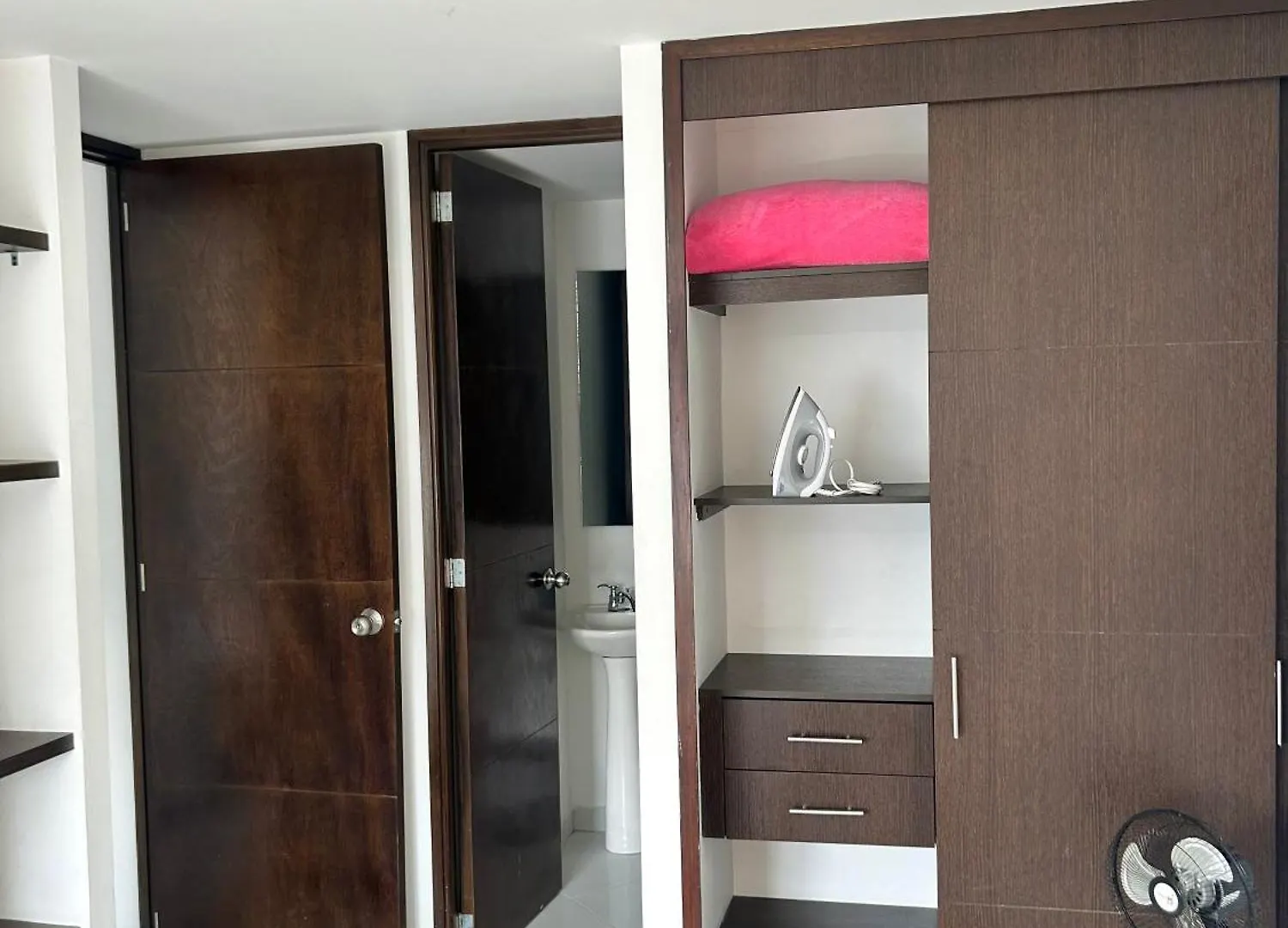 Apto En Las Palmas, Cerca Al Aeropuerto Y Zona Rosa, 3Br Apartment Medellin Colombia