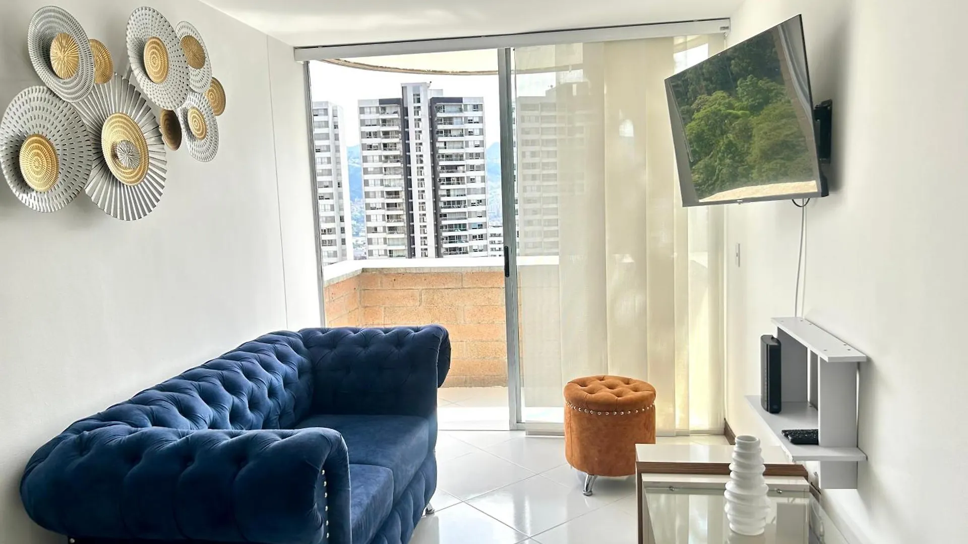 Apto En Las Palmas, Cerca Al Aeropuerto Y Zona Rosa, 3Br Apartment Medellin Colombia